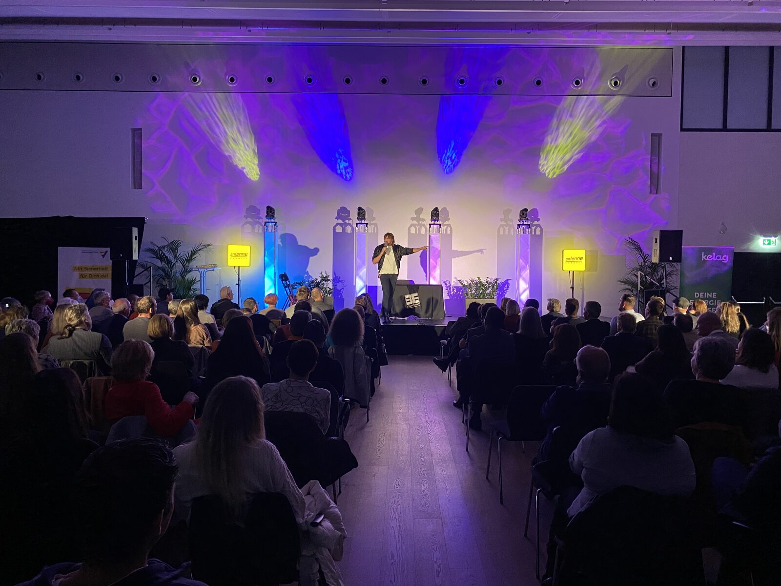 Bühnenausstattung und Lichtdesign von Strelle beim Herkules 2022